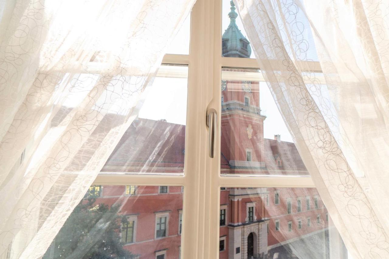 Royal Apartment *